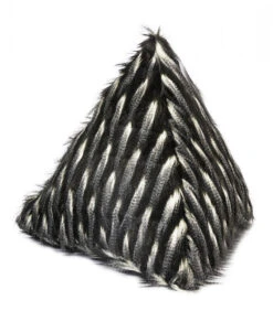 Kussen Pyramide In Zwarte Imitatiebont